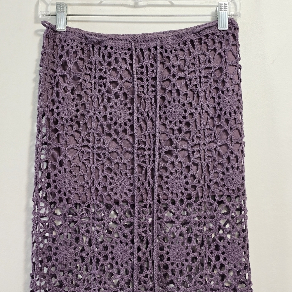 Pull &Bear Elegant Purple Crochet Skirt - Picture 2 of 10
